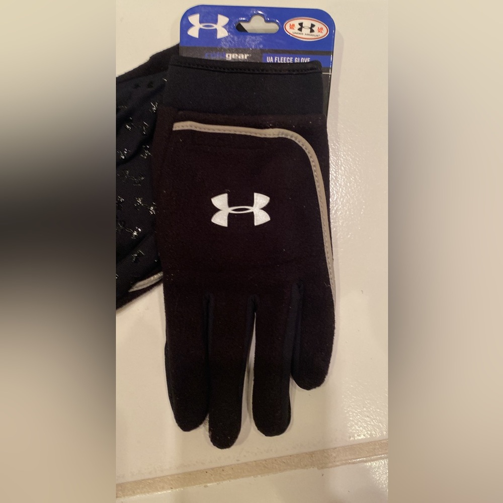 UA Fleece Gloves